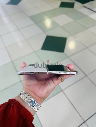 استخدام شهر فقط ومدفوع ضريبة اقرأ التفاصيل قبل متبعت مكتوبه اسفل