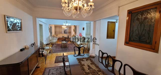 For the enthusiasts of the hunting club square in Dokki, an apartment of 240m super lux for sale at an exceptionally special price.