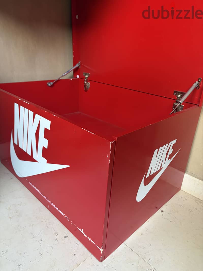 NIKE SHOES ORGANIZER 2