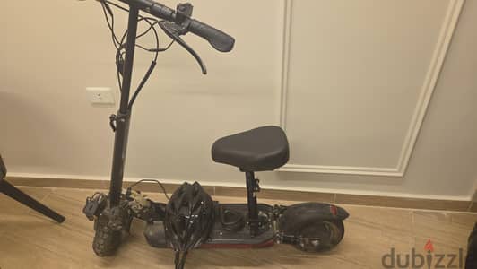 E10 electric scooter