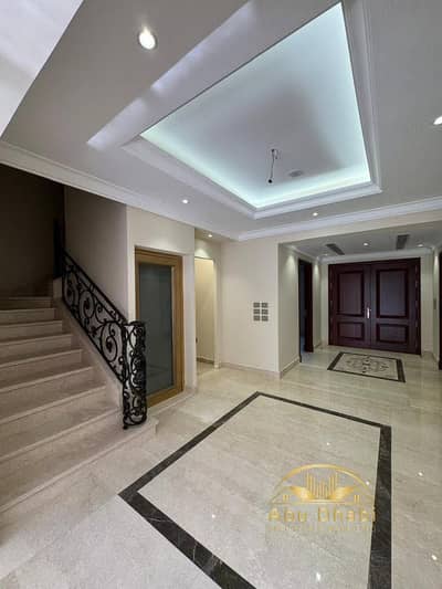 Own a luxury villa with a private elevator (E) for sale in Madinaty. VG2
