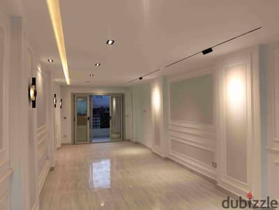 Apartment 145 m for sale high finish includes all facilities water, electricity, natural gas, and elevator 3 bedrooms reception 3 pieces kitchen 2 bathrooms sixth floor superior in Alexandria Al Agamy Al Beitash Al Bashawat street in a very distinguished location