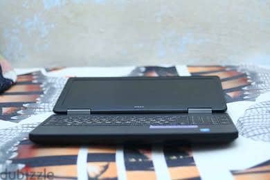 Laptop Dell 4