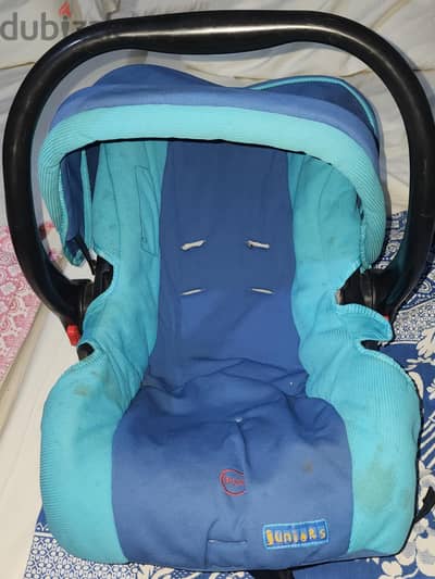 2 car seats