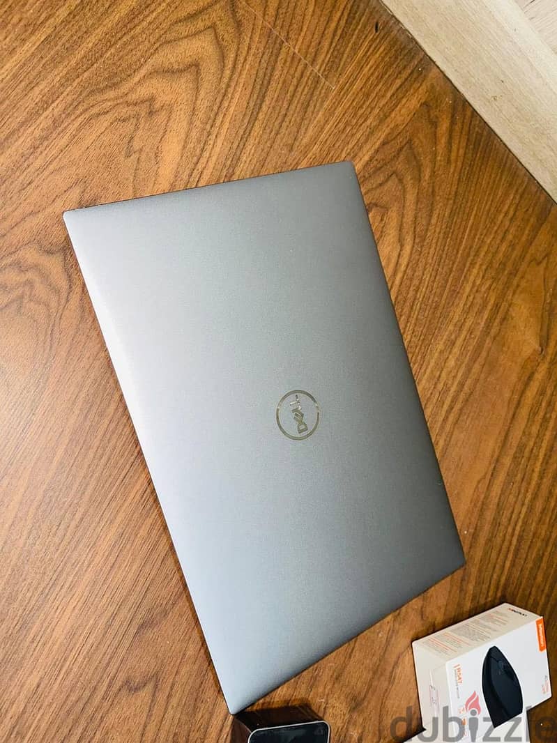 Dell Precision 5550 1