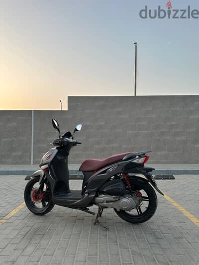 Scooter SYM Sr 150