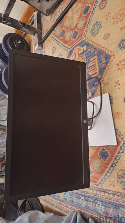 HP 21.5" 1080p E222