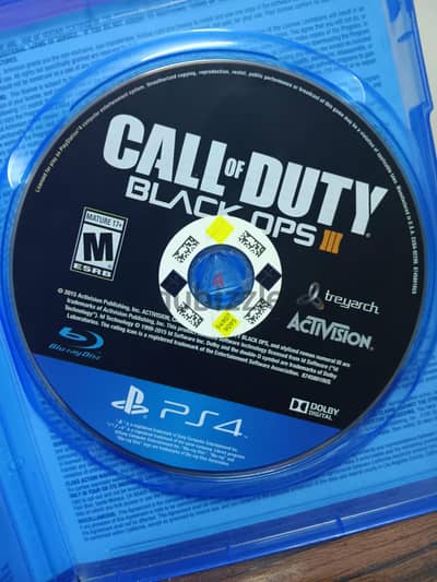 لعبه cull of duty black ops lll حاله زيرو لم تستخدم قط!