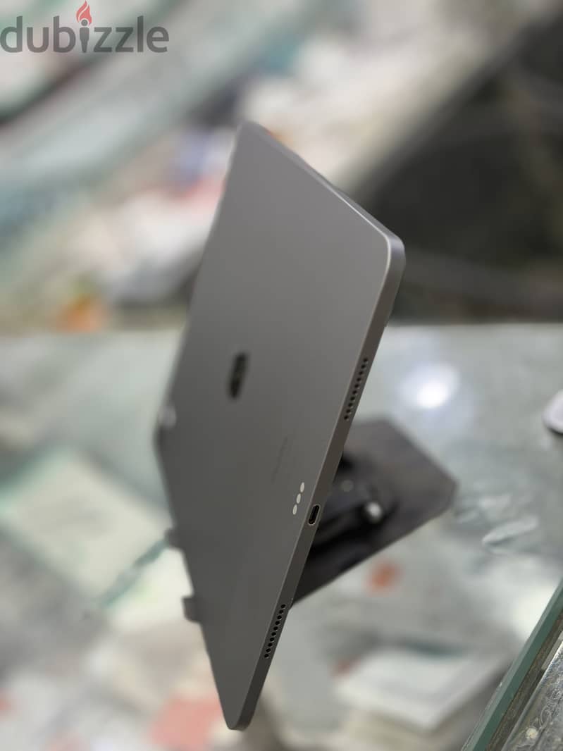 ‏IPad Pro M2 1