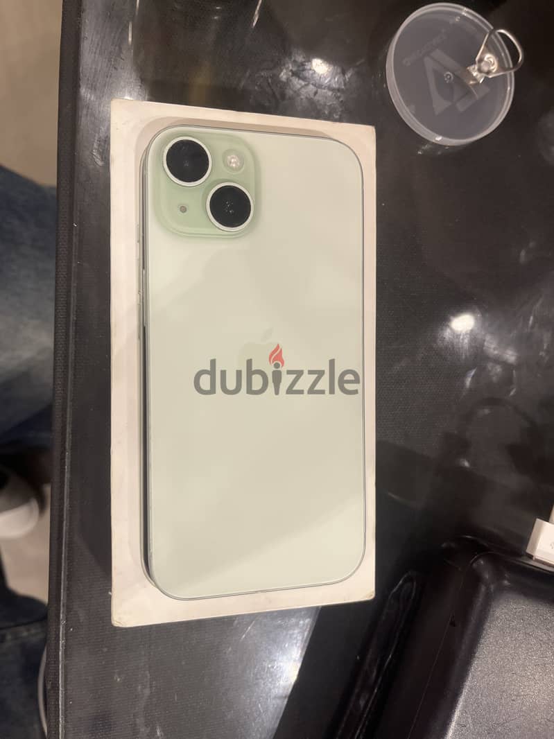 Apple - iPhone 15 1