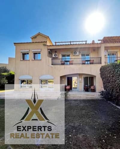 Own a twin house with a huge land area of 630 m in front of the open air in My City. Special finishes, very distinctive location, northern direction.