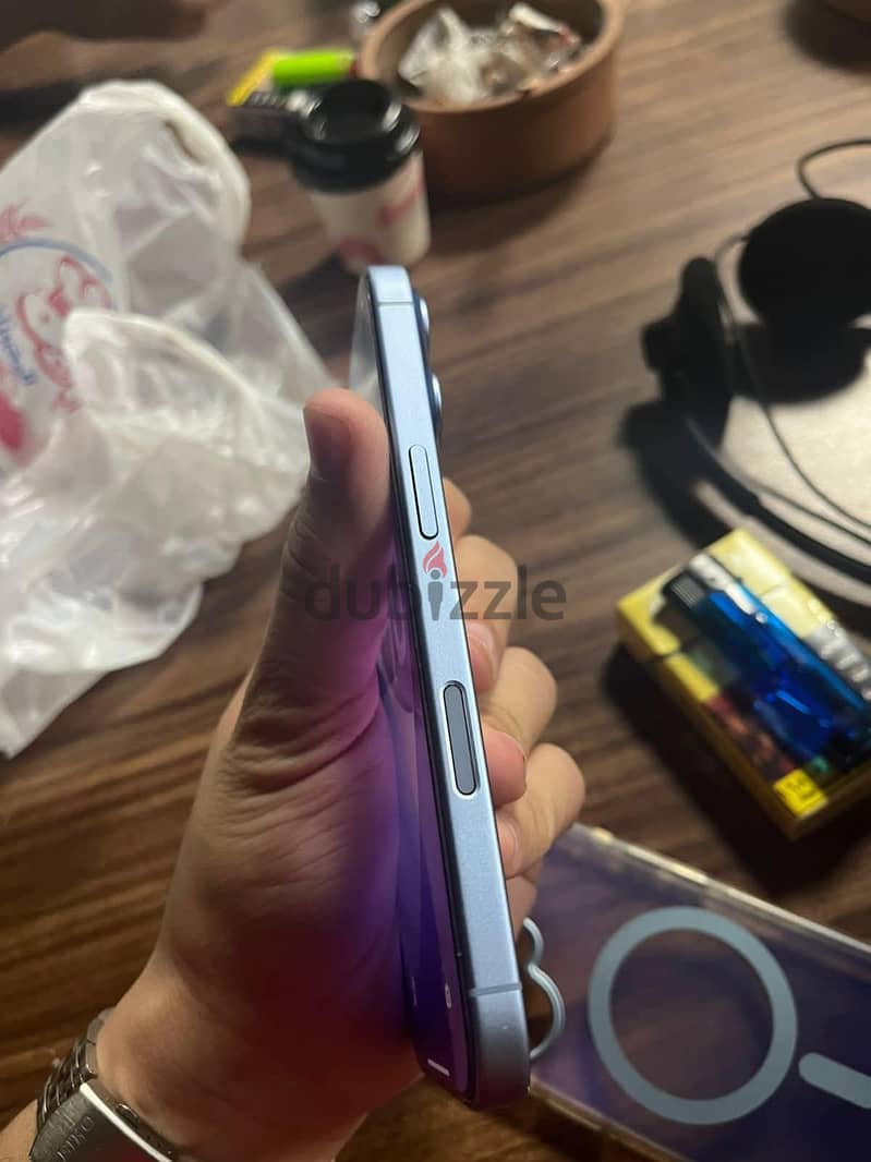 Apple - iPhone 17 3