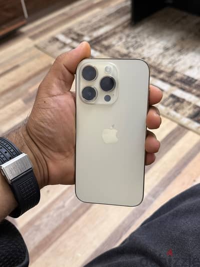 آبل - آيفون 14 برو