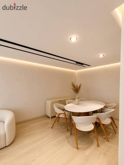 Apartment for rent in Crystal Plaza Compound, Zahraa El Maadi, on the Maadi Ring RoadArea: 150 sq mConsists of 3 bedrooms, 2 bathrooms, reception, and