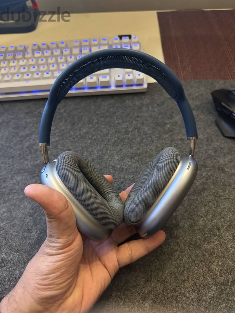 Airpods max 1