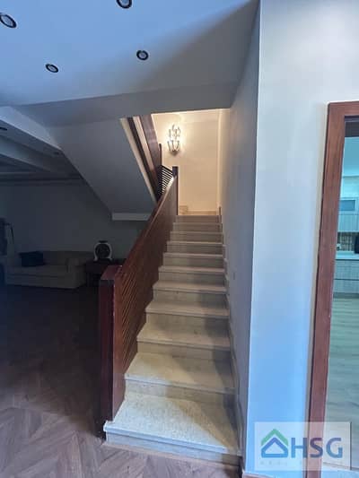 800m villa for sale in Al Reem Residence compound