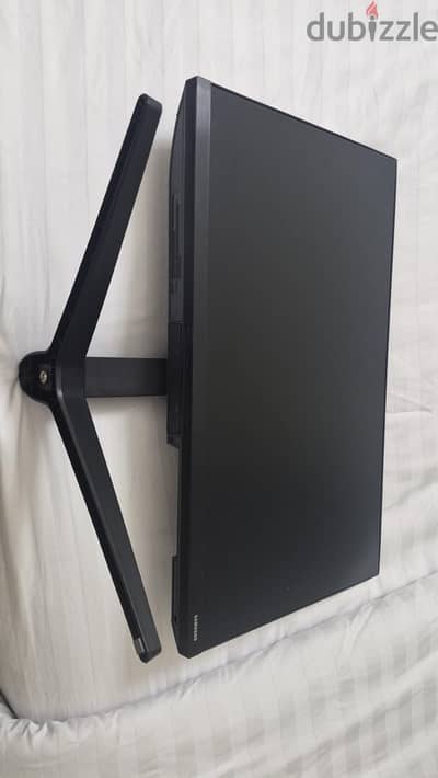 Samsung 75hertz monitor LF24T