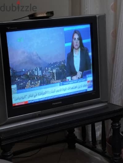 تليفزيون  باناسونيك 32 بوصة للبيع