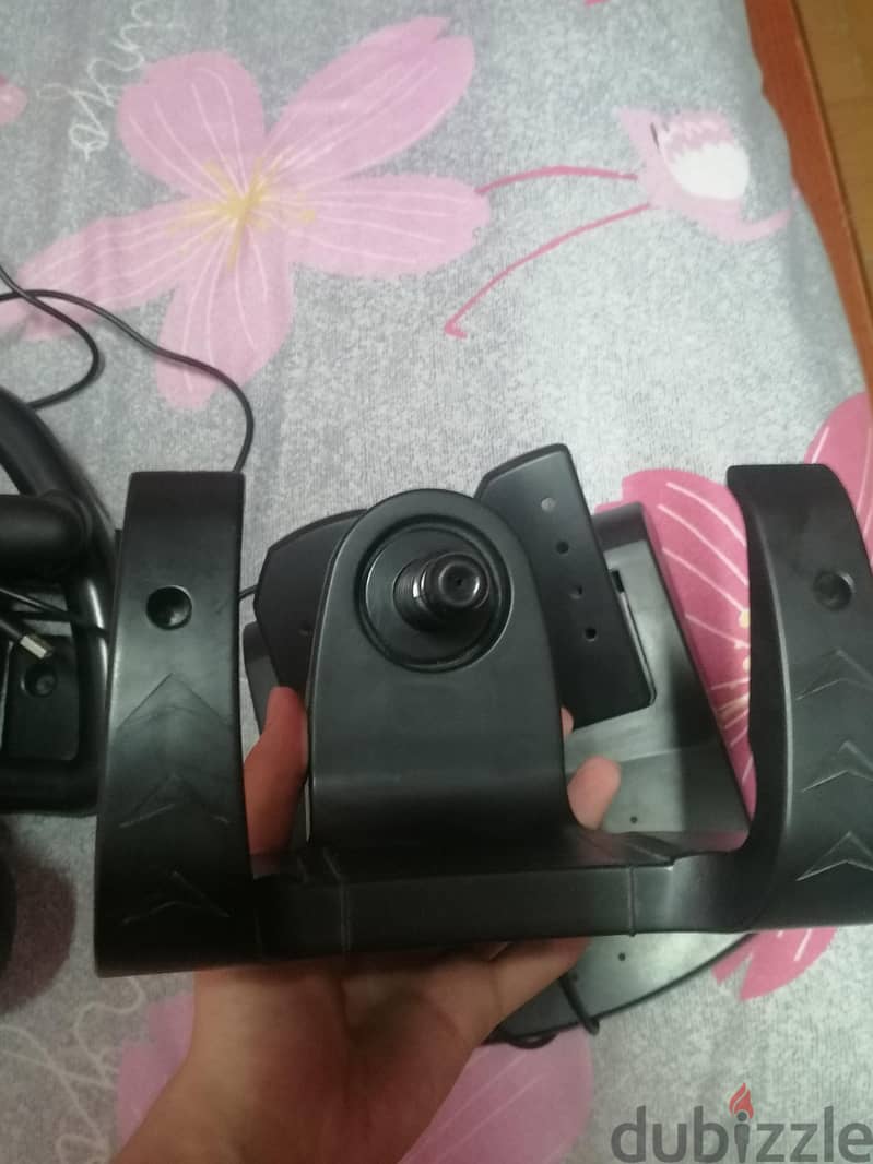 Race wheel pro V2 (steering wheel+haptic feedback) 1