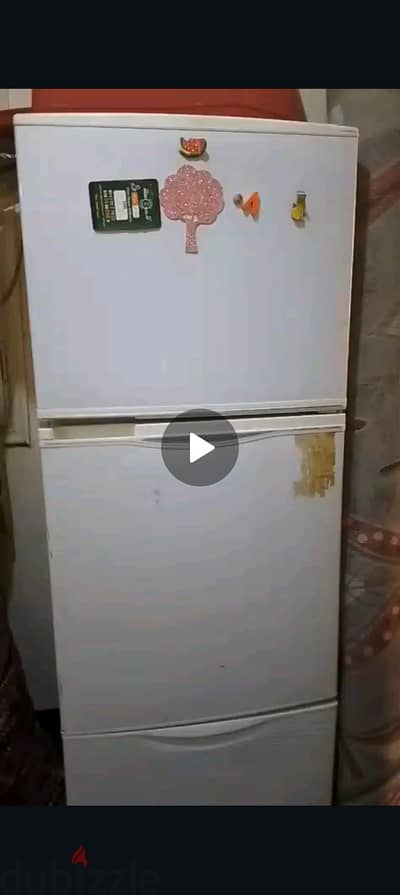 تلاجة توشيبا