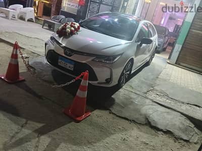 إيجار سياراه تويوتا كورولا ٢٠٢٦ لخدمه الليموزين و الزفاف