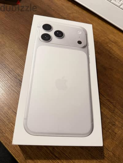 Apple - iPhone 17 Pro Max