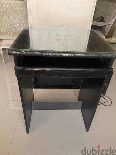 Computer wooden table