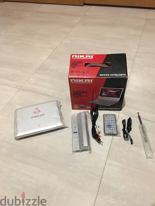 NIKAI Portable DVD Player 1