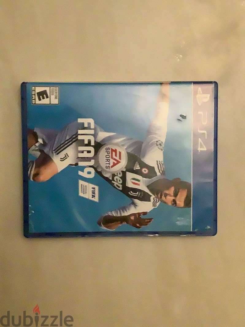 FIFA 19 PS4 1