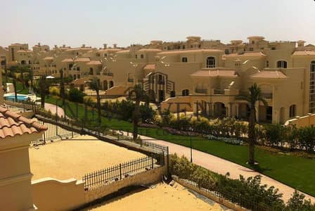 تاون هاوس كورنر للبيع جاهز للاستلام الفوري نصف تشطيب في Sherouk Springs شروق سبرينجز حسن علام موقع مميز