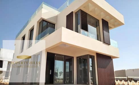 فيلا استاندالون بسعر لقطه في التجمع بالقرب من هايد بارك وميفيدا وقطاميه وشارع التسعين و Auc