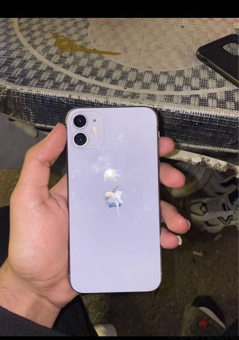 Apple - iPhone 11 1