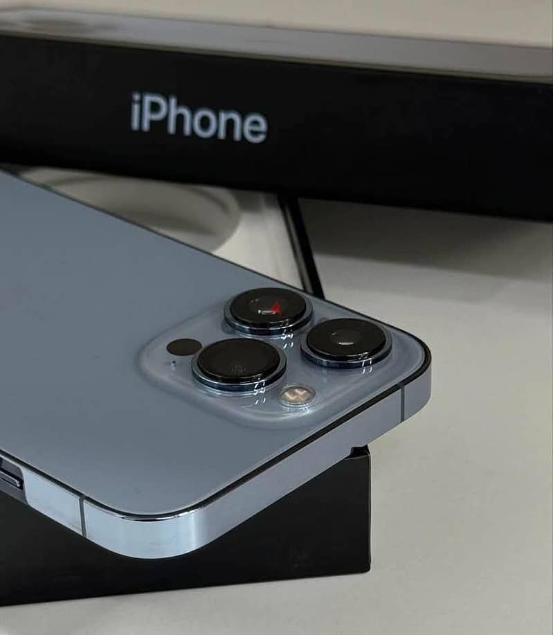 Apple - iPhone 13 Pro Max 2