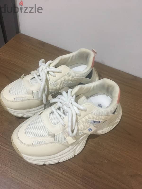 sneaker 1