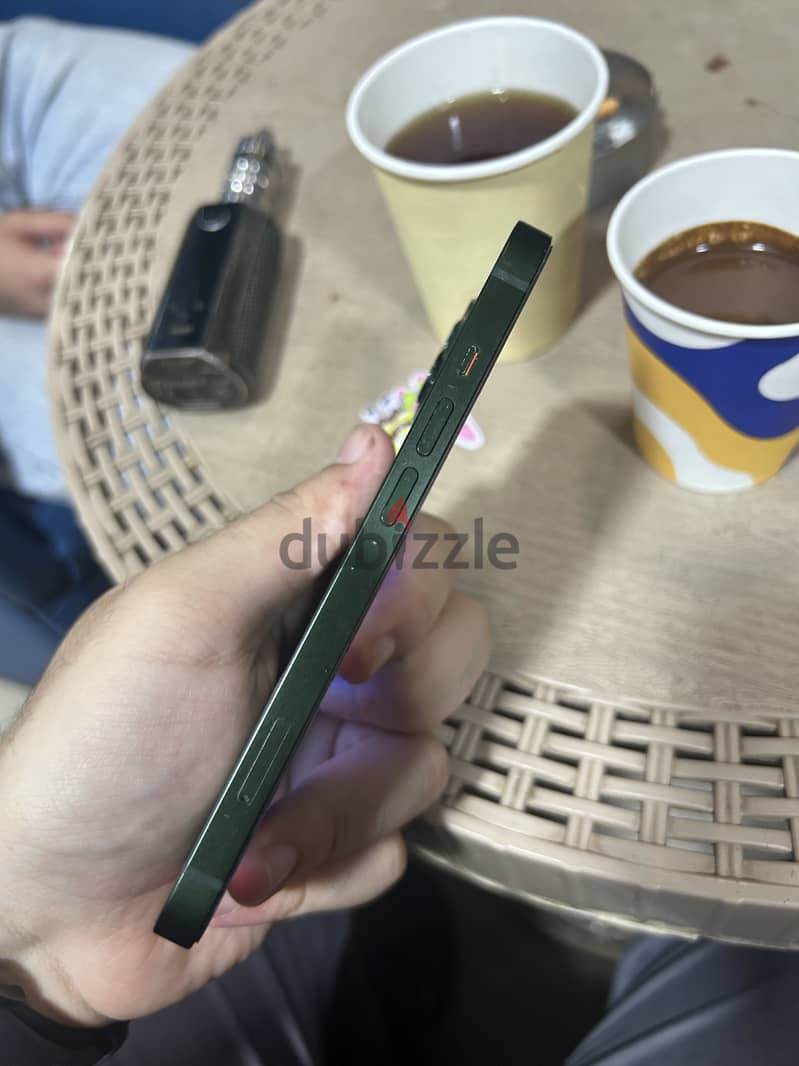 Apple - iPhone 13 4