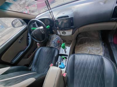 هيونداي إلينترا 2009