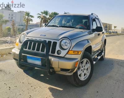فبريكة اول يد من الزيرو رخصة ٣ سنين 2007 جيب ليبرتي liberty واردامريكي