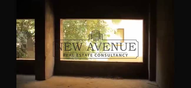 Retail for banks and big accounts 1061 meters for Sale at banks street
