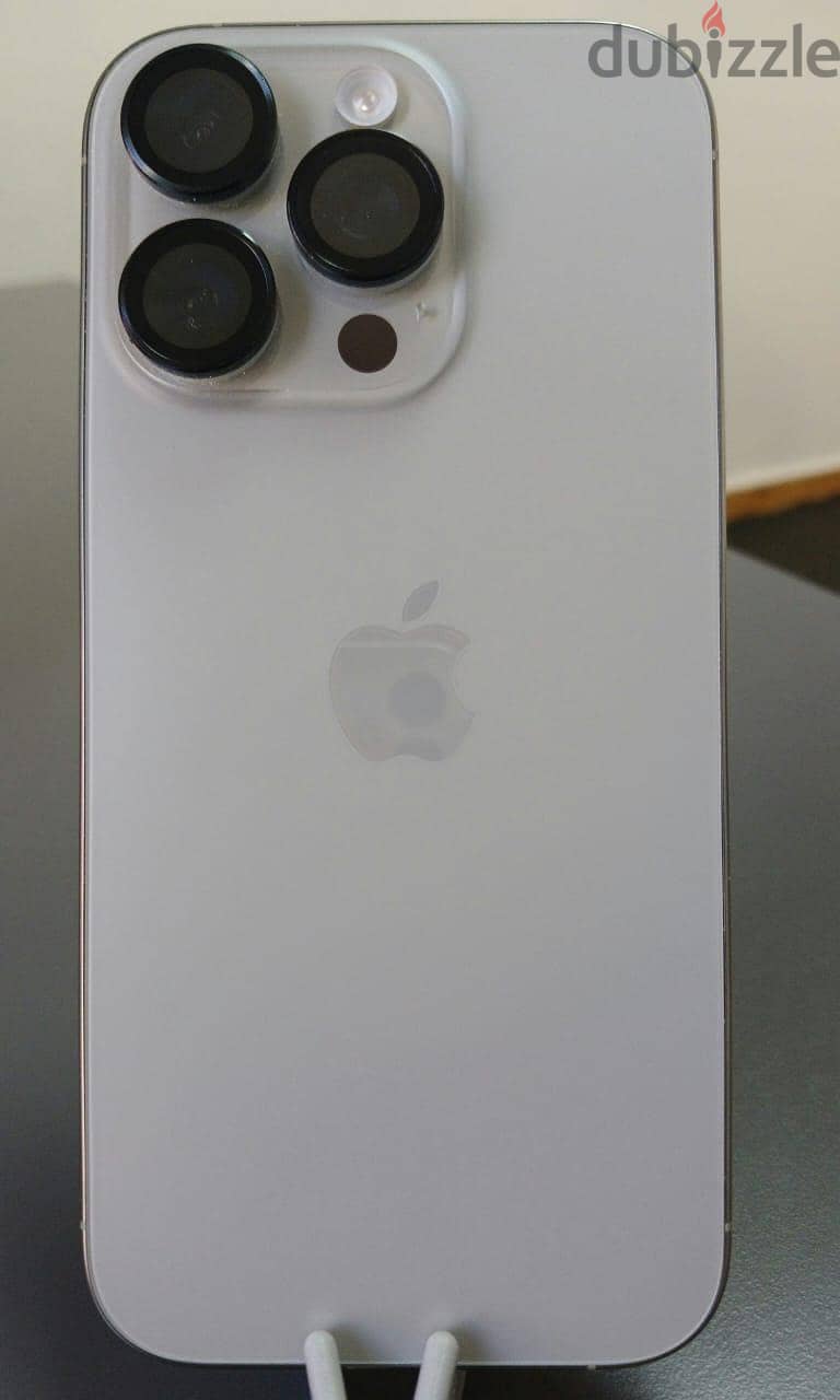 Apple - iPhone 16 Pro 2
