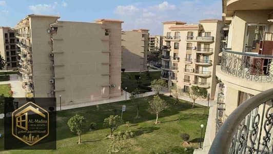 99 meters for sale in Al-Rehab with a garden view and close to services and Avenue Mall