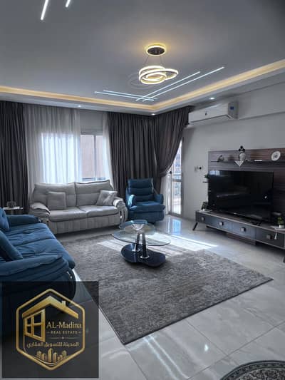 شقة بحاله اول سكن تشطيب و فرش فندقي للايجار بالرحاب