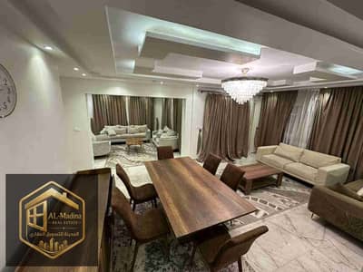 Furnished apartment 200 sq m in B8, first occupancy, hotel-style furnishings, garden view