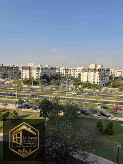 اميز عمارة فى ال B11 و المالك مستعجل فى البيع ركز مستعجل فى البييييع