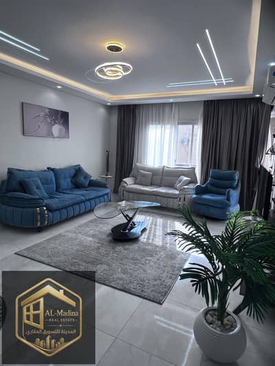 Furnished apartment for rent in Al-Rehab 2 in front of the Eastern Market with clean finishing and modern furnishings, repeated floor not the last, with a private elevator, excellent view. Apartment is in perfect condition with a wonderful price, 2 bedrooms.
