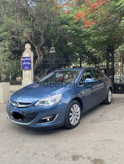 Opel Astra 2013