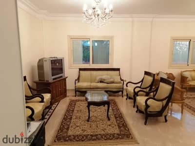 شقه للايجار مفروش في التجمع الخامس المستثمرين الجنوبيه خطوات من الجامعه الامريكيه وجامعه المستقبل وشارع التسعين