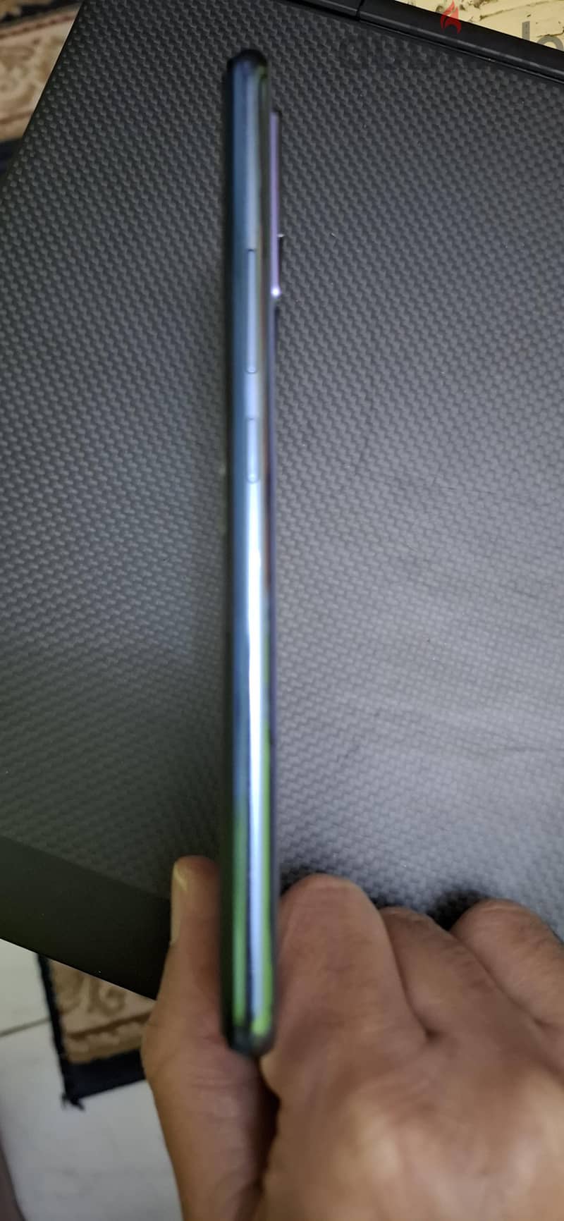 Vivo V21e 5
