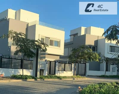 For a quick sale a modern twin house in Hyde Park Fifth Settlement with an open view landscape and a distinctive layout is available for viewing For a quick sale a modern twin house in Hyde Park Fifth Settlement with an open view landscape and a distinctive layout is available for viewing
