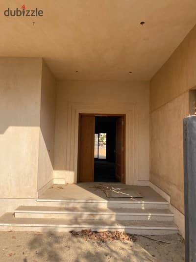 Ready to move standalone villa for resale at alma compound el sheikh zayed