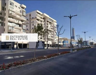فرصة استثمار في قلب العاصمة الادارية شقة متشطبة جاهزة للاستلام بفيو مباشر علي البرج الايقوني بخصم اكتر من 50% للكاش